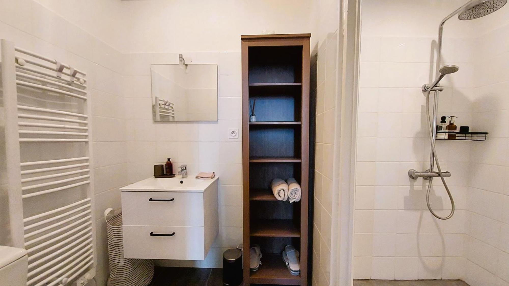 L'Appartement De L'Arche Châteauneuf-de-Gadagne Exteriör bild