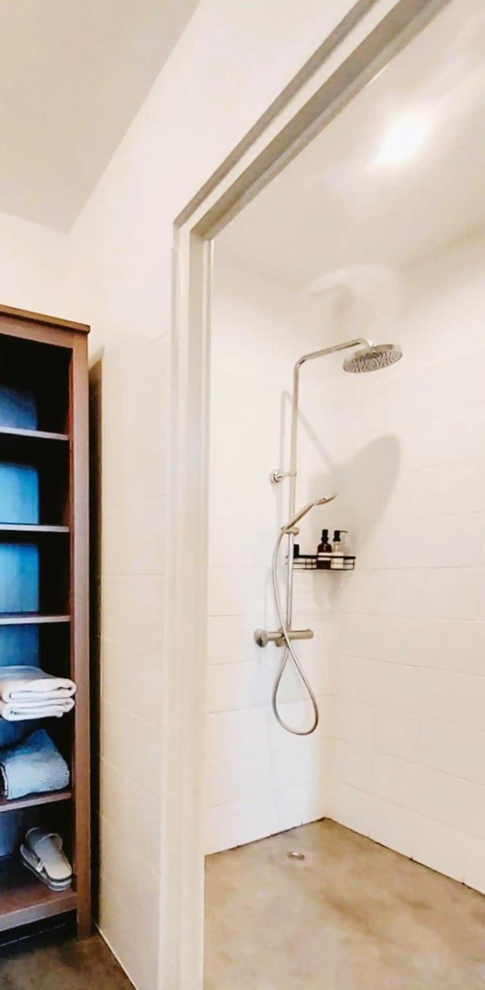 L'Appartement De L'Arche Châteauneuf-de-Gadagne Exteriör bild