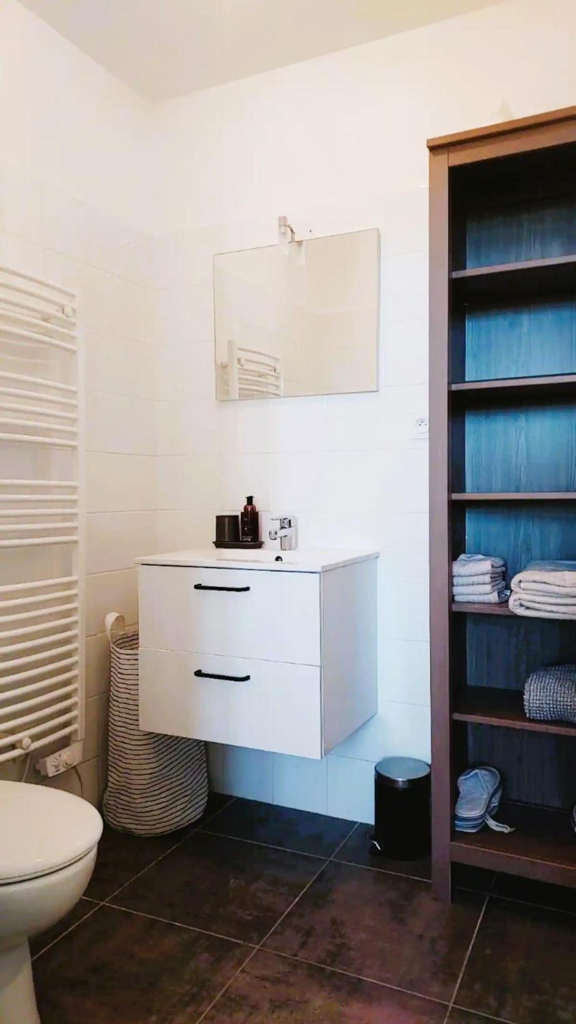 L'Appartement De L'Arche Châteauneuf-de-Gadagne Exteriör bild